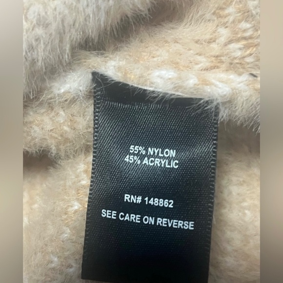 TORRID Women’s Eyelash Jaquard  Plaid Button- Up Jackett Tan/ Cream Size  1 - Picture 11 of 15